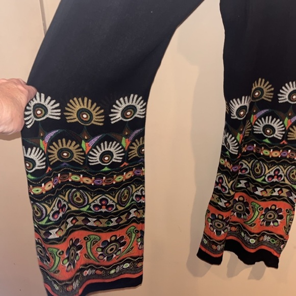 Patrons Of Peace black rayon pants with boho print size large - Picture 6 of 9